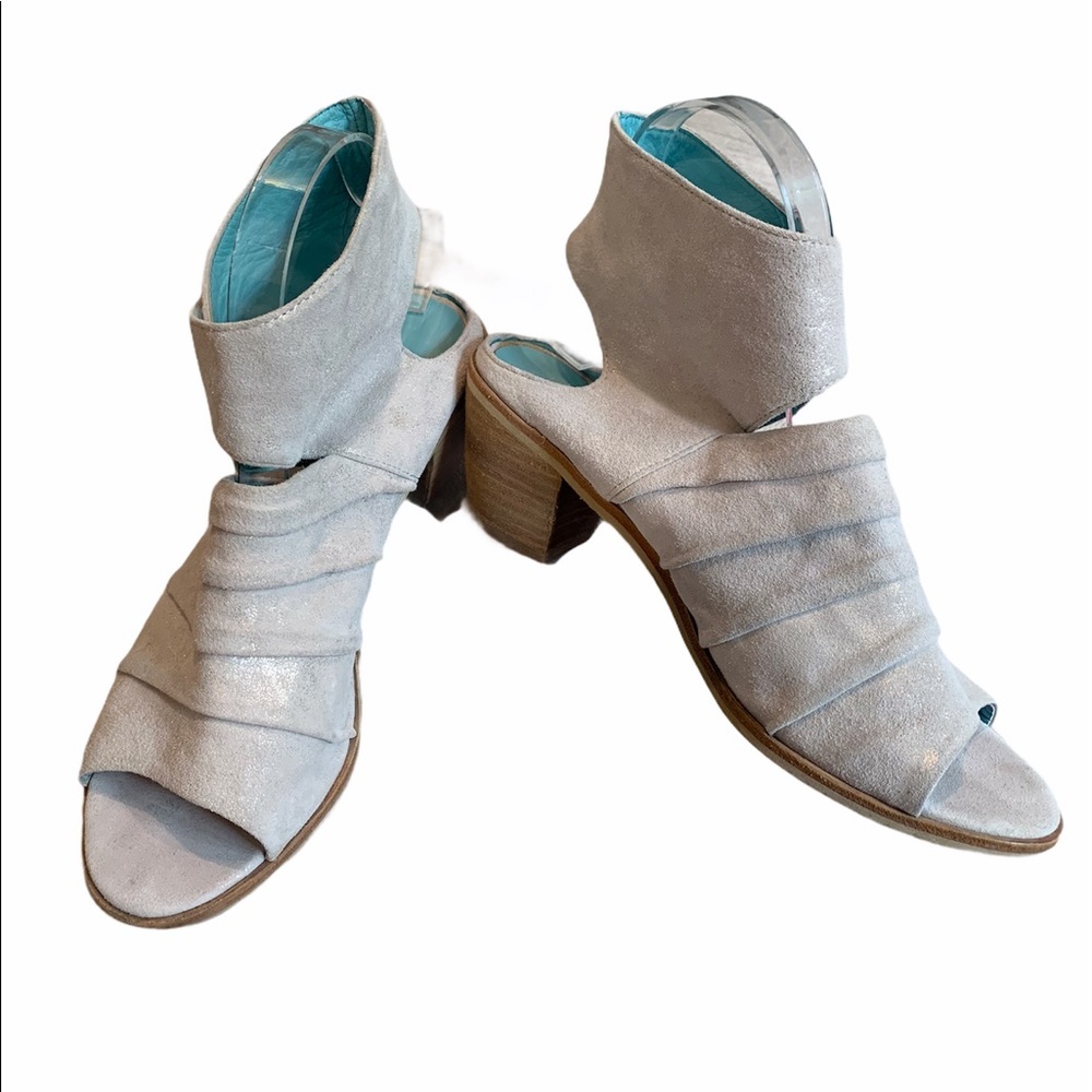 Everybody Fidele Dress Sandal - Picture 4 of 10